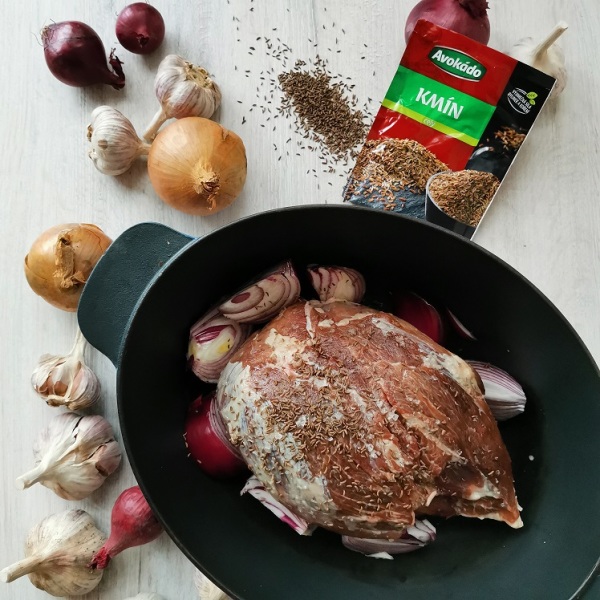 Pomalu pečené vepřové maso