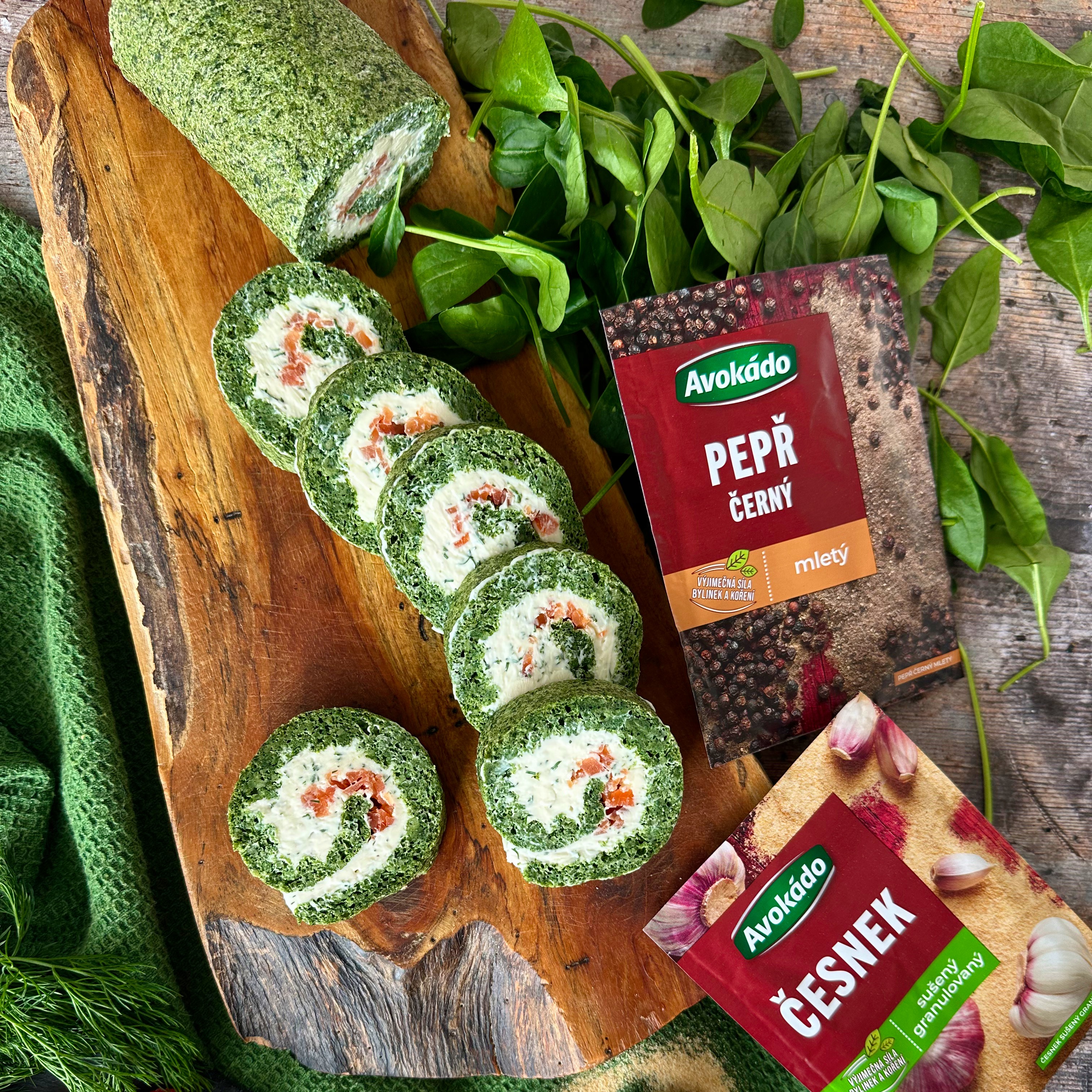 Špenátová roláda s česnekovým krémovým sýrem