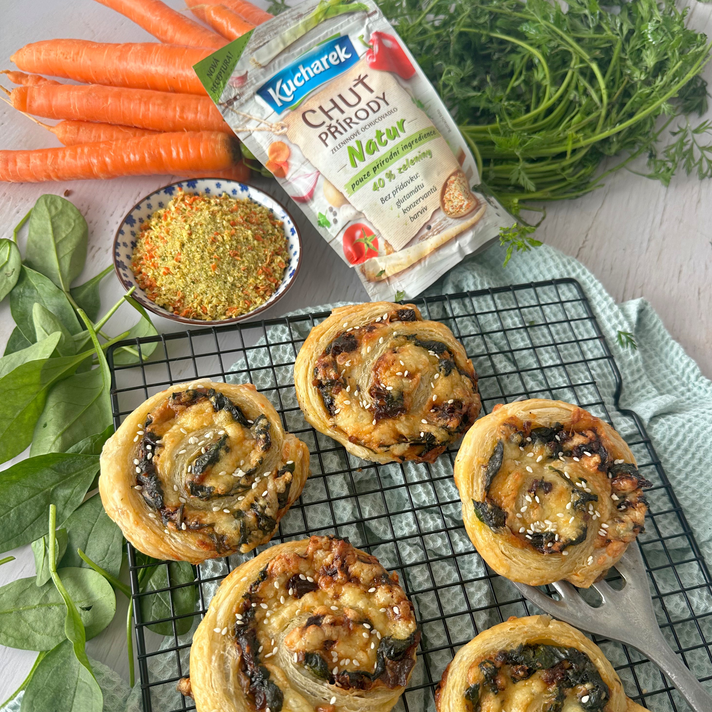 Šneky z listového těsta se špenátem